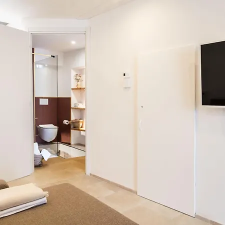 Casa Vico Melles Apartment