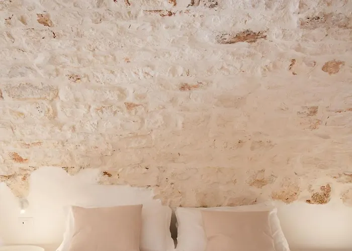 Casa Vico Melles 아파트 오스투니