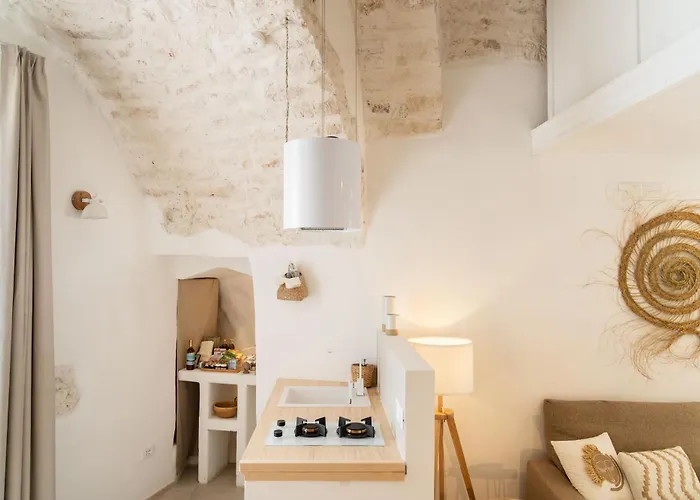 Casa Vico Melles 오스투니